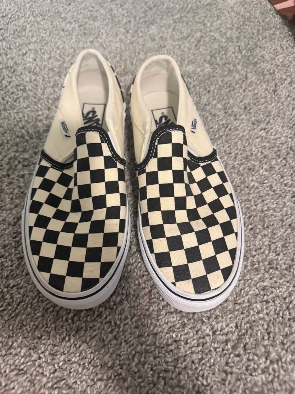 Vans woman Classic Slip-On Checkerboard Sneakers in Black and Cream